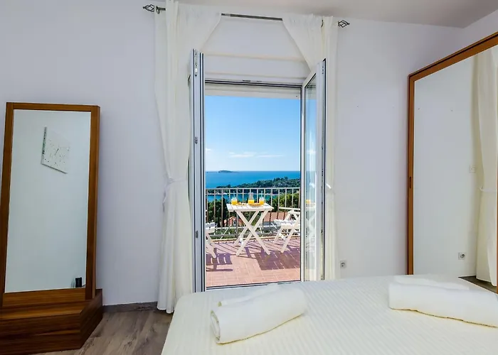 Knego - One Bedroom With Balcony And Sea View Mlini