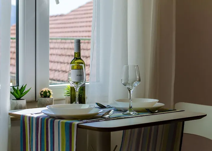 Knego - One Bedroom With Balcony And Sea View * Mlini