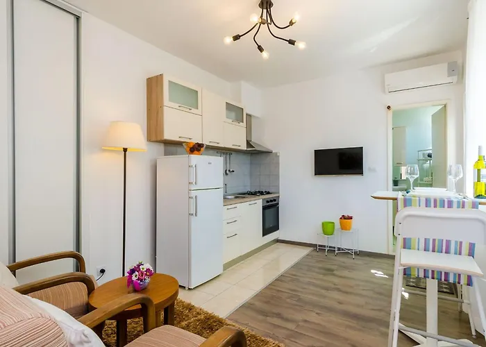 Lejlighed Knego - One Bedroom With Balcony And Sea View *